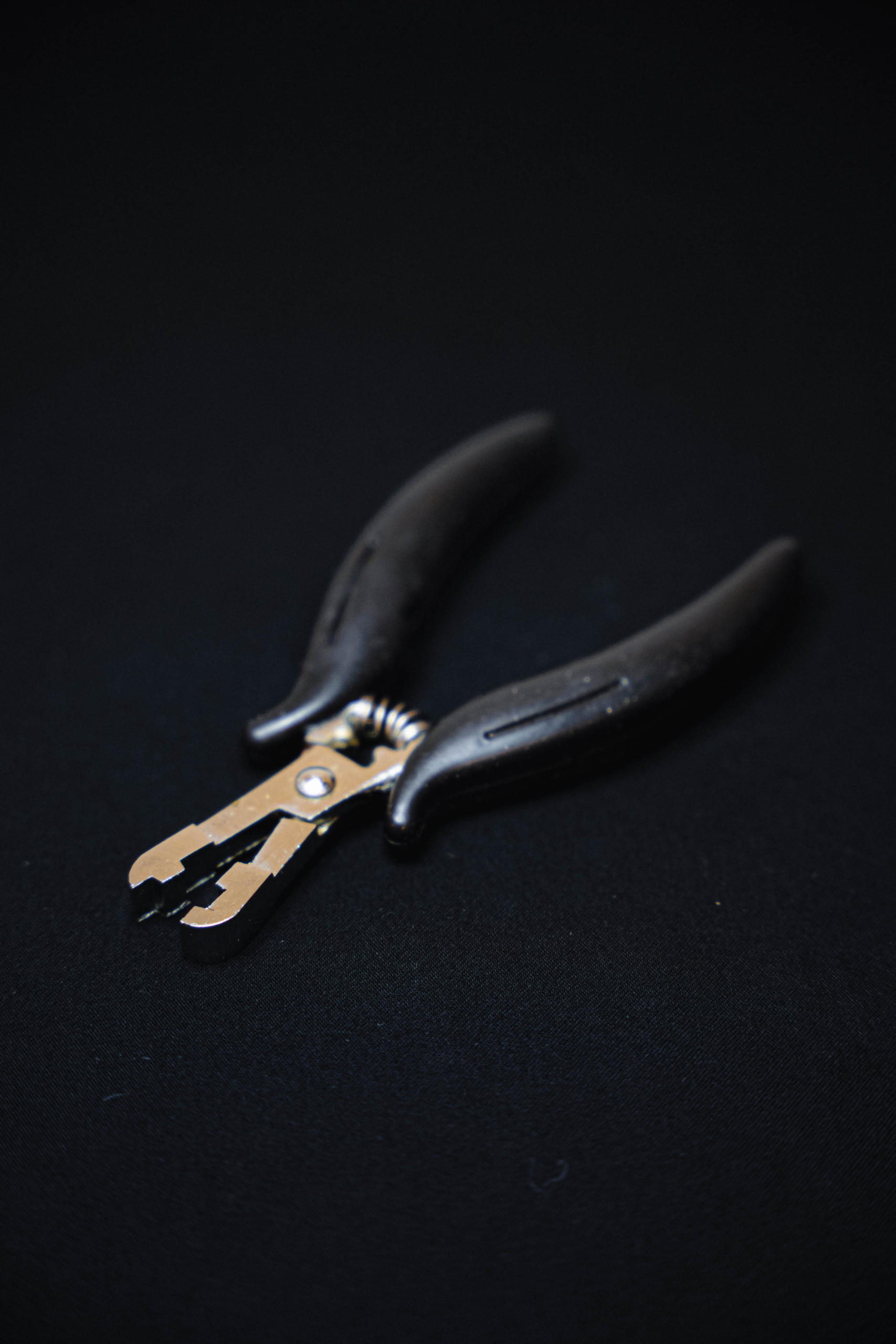 Keratin Capsuling Pliers